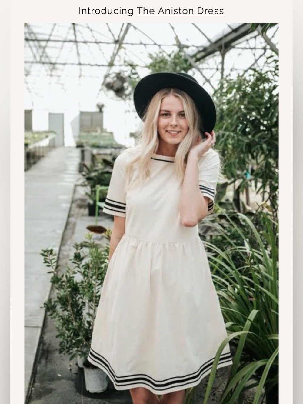Unknown Brand Cream Short-Sleeve A-Line Dress with Black Trim - Picture 13 of 13